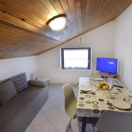 Appartement Silva 2-1 2- Kat By Interhome Bašanija